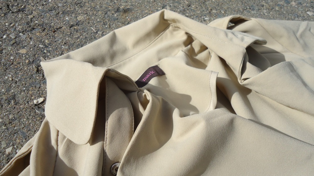 mark. Soft Touch Trench Collar Detail